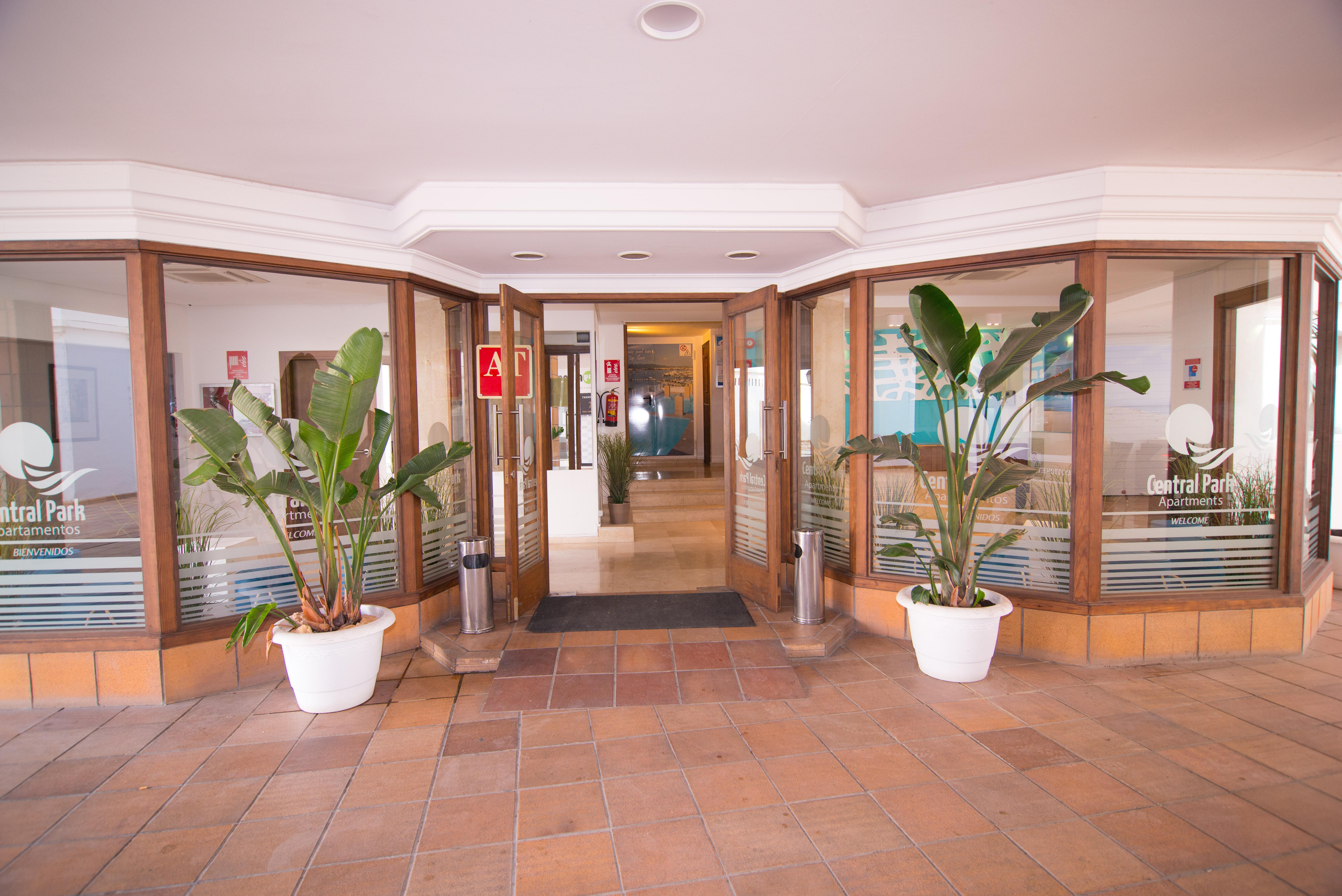 Sunside Ibiza Studios - Only Adults- Formerly Known As Central Park Sant Antoni de Portmany Exterior foto