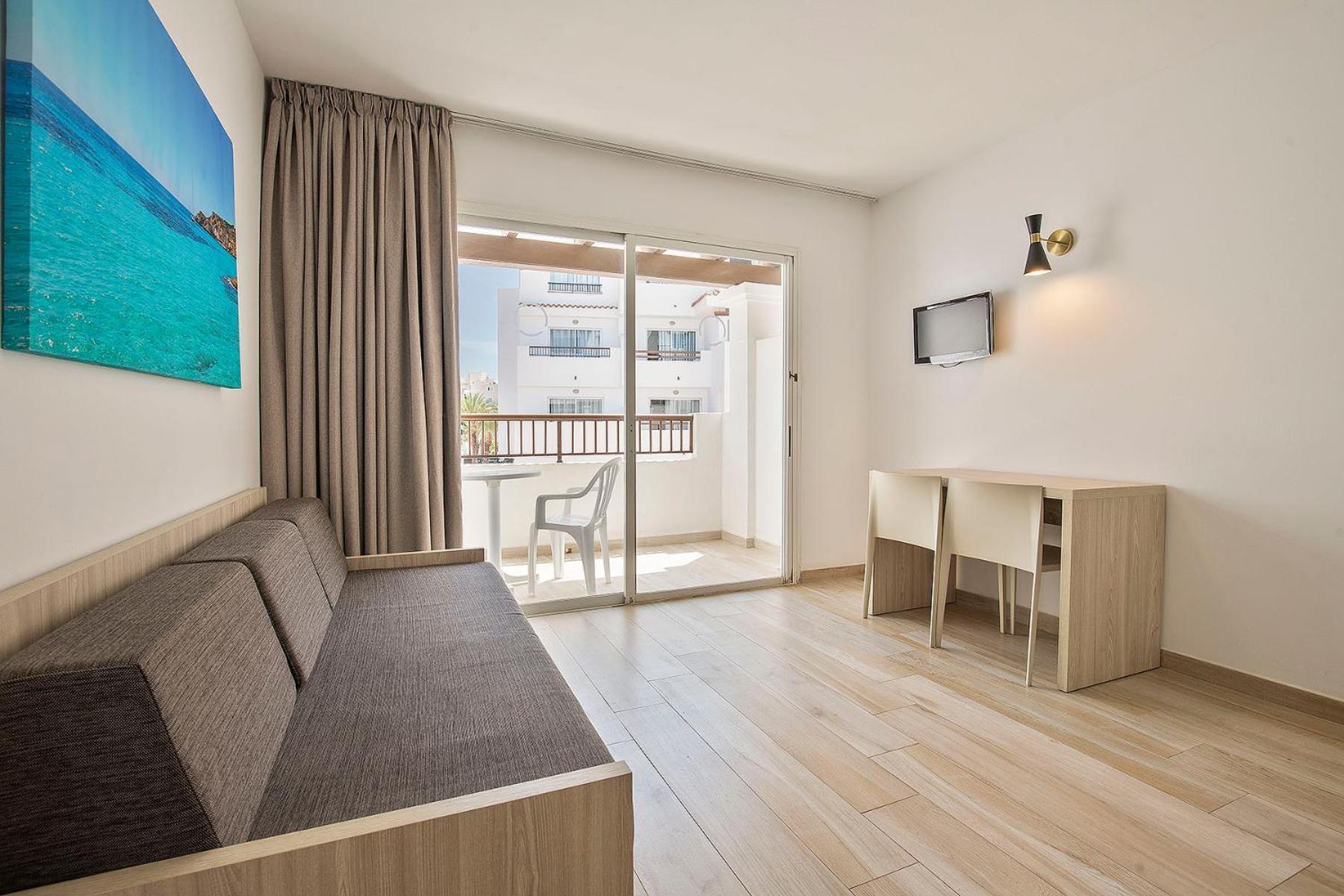 Sunside Ibiza Studios - Only Adults- Formerly Known As Central Park Sant Antoni de Portmany Exterior foto