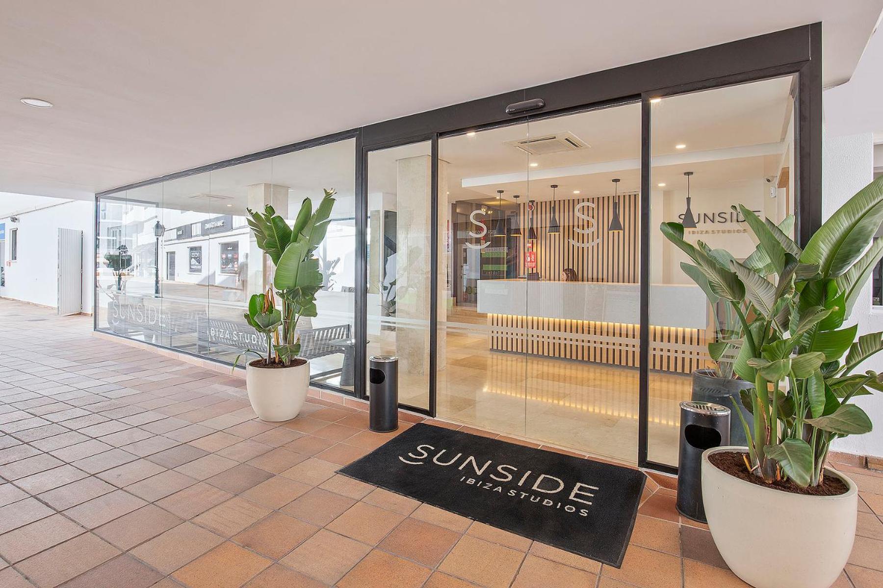 Sunside Ibiza Studios - Only Adults- Formerly Known As Central Park Sant Antoni de Portmany Exterior foto